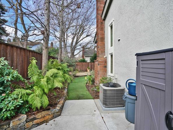 30 San Vicente Ct, Danville CA 94526