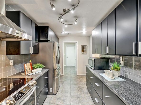 30 San Vicente Ct, Danville CA 94526