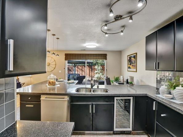 30 San Vicente Ct, Danville CA 94526
