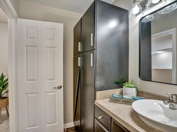 30 San Vicente Ct, Danville CA 94526