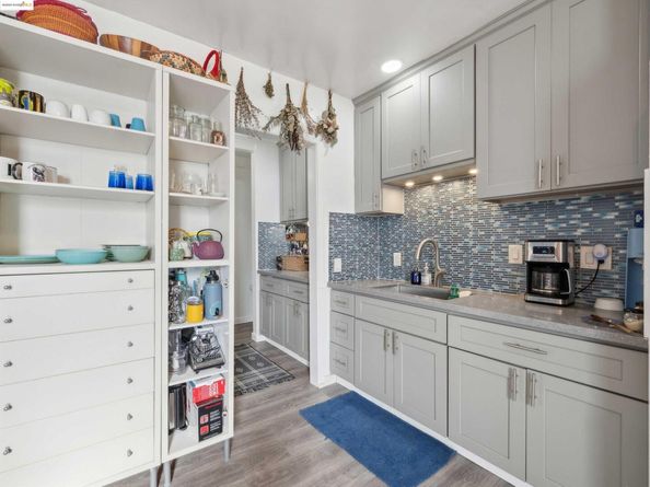 343 Lincoln Ave, Alameda CA 94501
