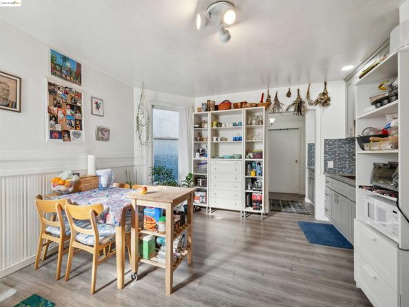 343 Lincoln Ave, Alameda CA 94501