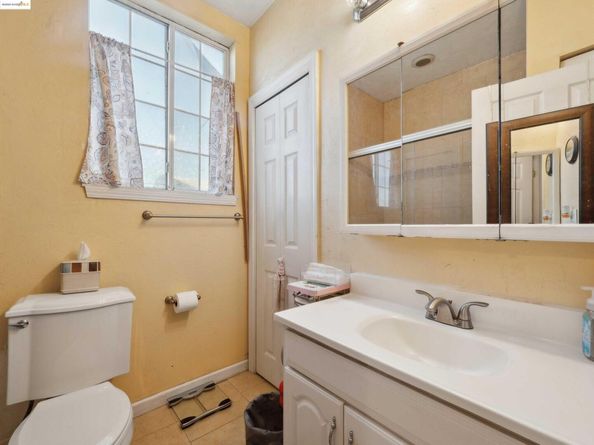 343 Lincoln Ave, Alameda CA 94501