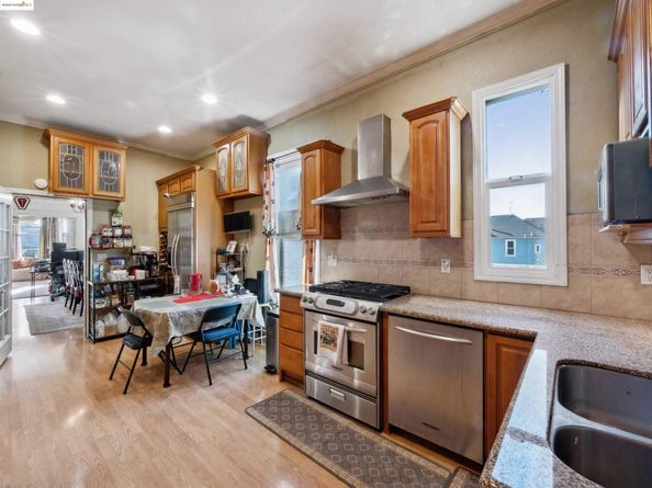 343 Lincoln Ave, Alameda CA 94501