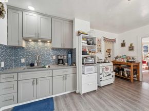 343 Lincoln Ave, Alameda CA 94501