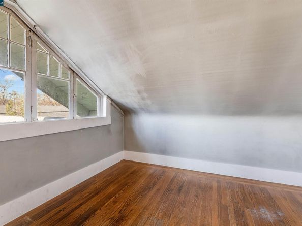 5315 Cole St, Oakland CA 94601