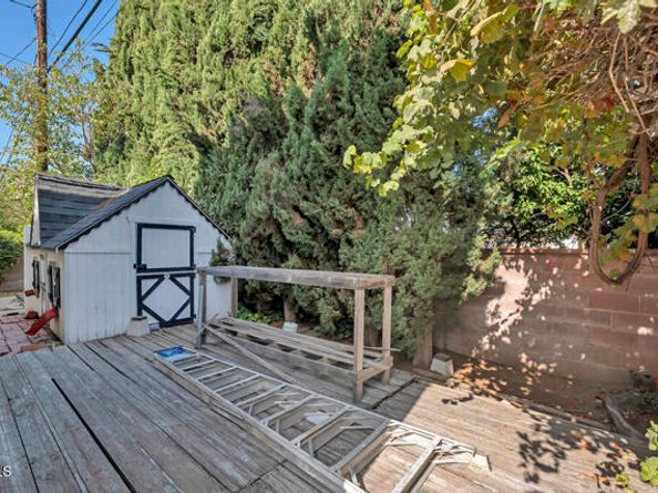 15743 Covello Street, Los Angeles CA 91406