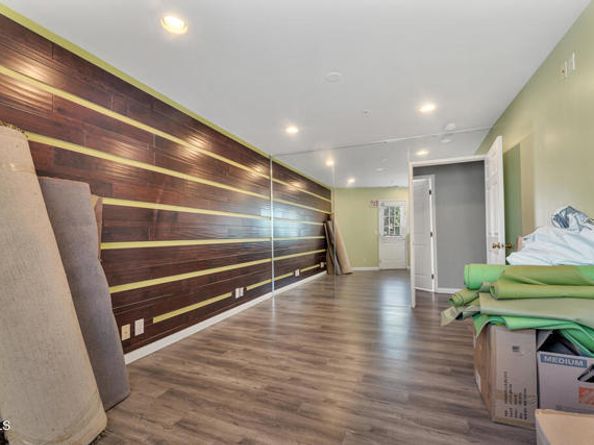 15743 Covello Street, Los Angeles CA 91406