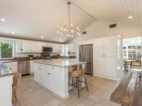 358 San Juan Way, La Canada Flintridge CA 91011