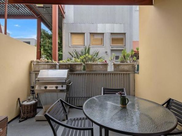 50 W Dayton Street 210, Pasadena CA 91105