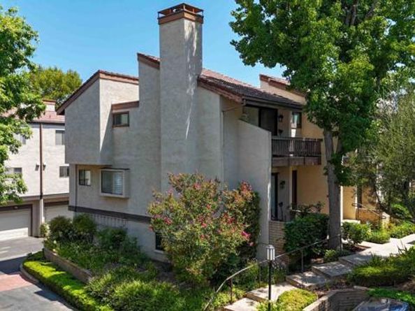 21801 Burbank Boulevard 74, Woodland Hills (los Angeles) CA 91367