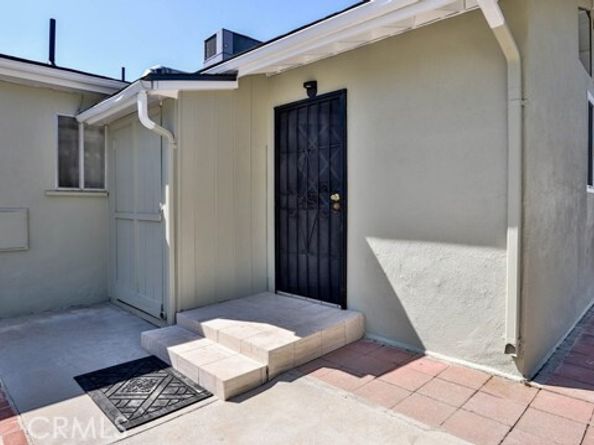 15841 Marlin Place, Van Nuys (los Angeles) CA 91406