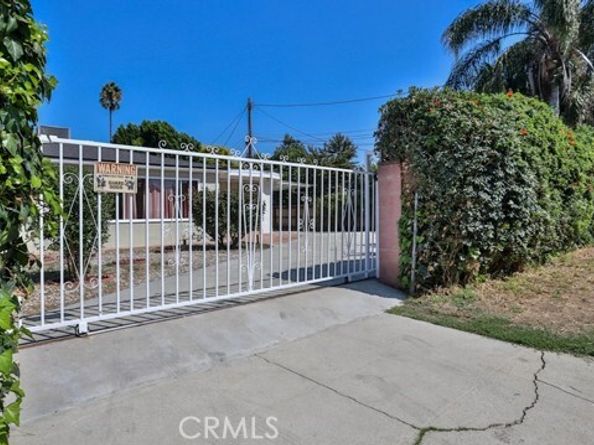 15841 Marlin Place, Van Nuys (los Angeles) CA 91406