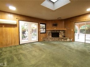 8417 Tampa Avenue, Northridge (los Angeles) CA 91324
