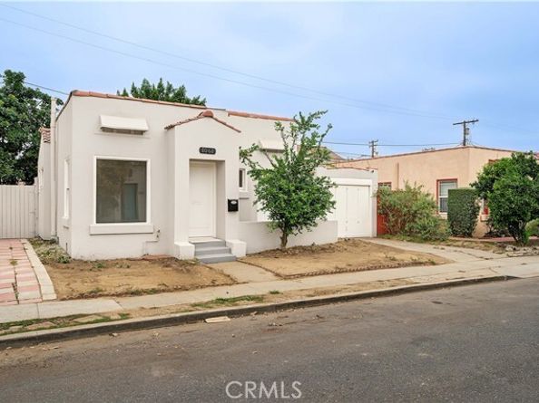 1061 N Minerva, Long Beach CA 90813