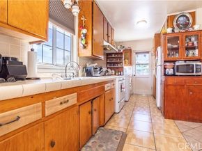 12849 Montague, Pacoima (los Angeles) CA 91331