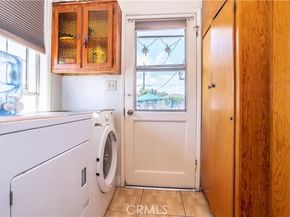 12849 Montague, Pacoima (los Angeles) CA 91331