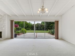 5900 Kentland Avenue, Woodland Hills (los Angeles) CA 91367