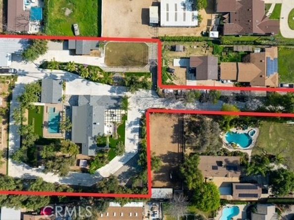 10555 Art Street, Burbank CA 91040