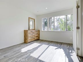 10555 Art Street, Burbank CA 91040