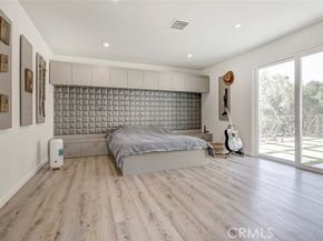 10555 Art Street, Burbank CA 91040