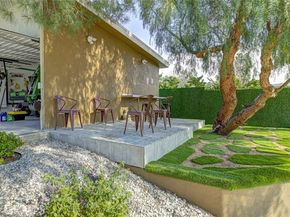 10555 Art Street, Burbank CA 91040
