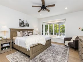 6032 County Oak Road, Woodland Hills (los Angeles) CA 91367