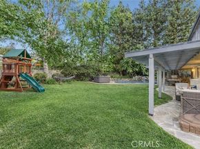 6032 County Oak Road, Woodland Hills (los Angeles) CA 91367