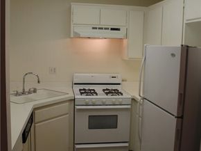 11150 Glenoaks 29, Pacoima (los Angeles) CA 91331