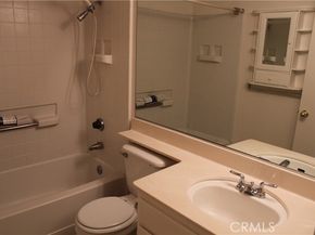 11150 Glenoaks 29, Pacoima (los Angeles) CA 91331