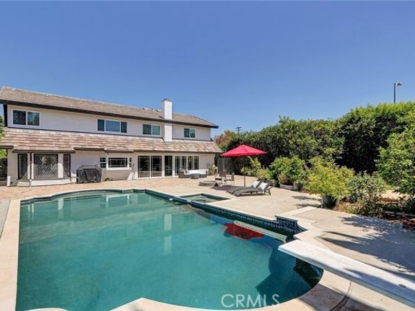 17002 Dearborn, Northridge (los Angeles) CA 91325