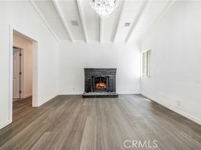 15948 Wyandotte Street, Los Angeles CA 91406