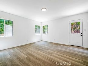 15948 Wyandotte Street, Los Angeles CA 91406