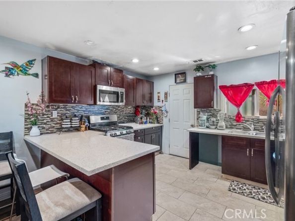 11926 Kathyann Street, Sylmar (los Angeles) CA 91342