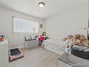 16428 Halsted Street, Northridge (los Angeles) CA 91343