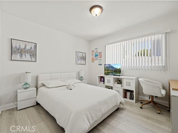 16428 Halsted Street, Northridge (los Angeles) CA 91343