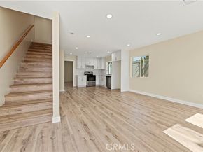 16428 Halsted Street, Northridge (los Angeles) CA 91343