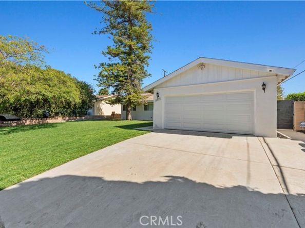16428 Halsted Street, Northridge (los Angeles) CA 91343