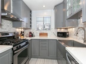 19928 Chase Street 17, Winnetka (los Angeles) CA 91306