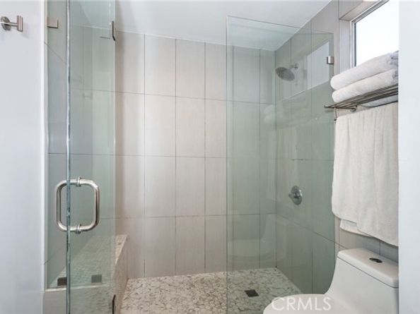 19928 Chase Street 17, Winnetka (los Angeles) CA 91306