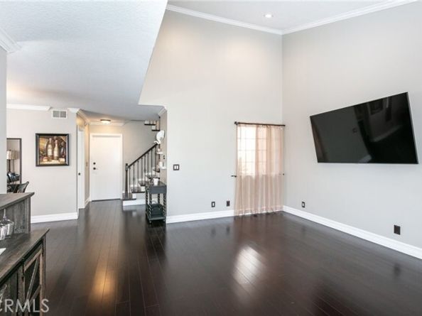 19928 Chase Street 17, Winnetka (los Angeles) CA 91306
