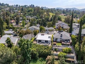 22253 Del Valle Street, Woodland Hills (los Angeles) CA 91364