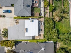 22253 Del Valle Street, Woodland Hills (los Angeles) CA 91364