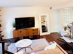 27511 Endeavor Street, Agoura Hills CA 91301