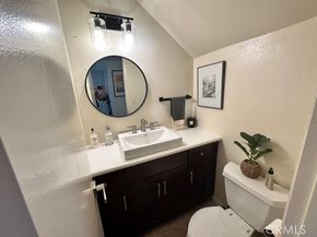 27511 Endeavor Street, Agoura Hills CA 91301