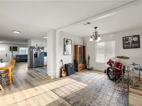 18557 Napa Street, Northridge (los Angeles) CA 91324