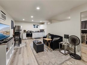 18557 Napa Street, Northridge (los Angeles) CA 91324