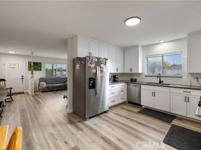 18557 Napa Street, Northridge (los Angeles) CA 91324