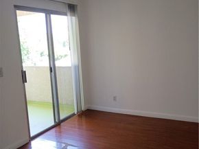 5644 Yolanda Avenue 3, Tarzana (los Angeles) CA 91356