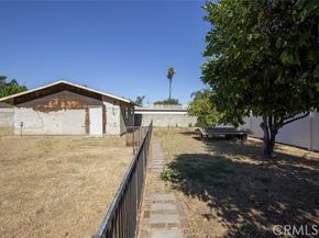 15724 Chase Street, North Hills (los Angeles) CA 91343